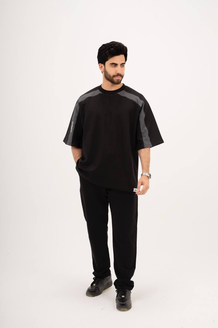 Black "Tawakul" Printed Box T-Shirt